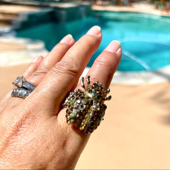 CARA n.y. Vintage Look Statement Ring - Picture 1 of 11